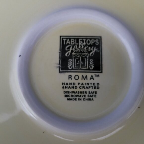 Tabletops Gallery Hand Painted Stoneware Serving Dish - Picture 6 of 6